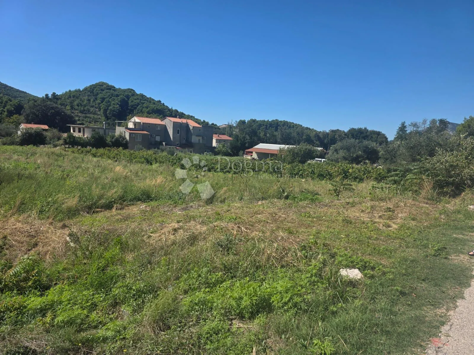 građevinsko zemljište s dozvolom 459 m² u žuljani na pelješcu - slika 3