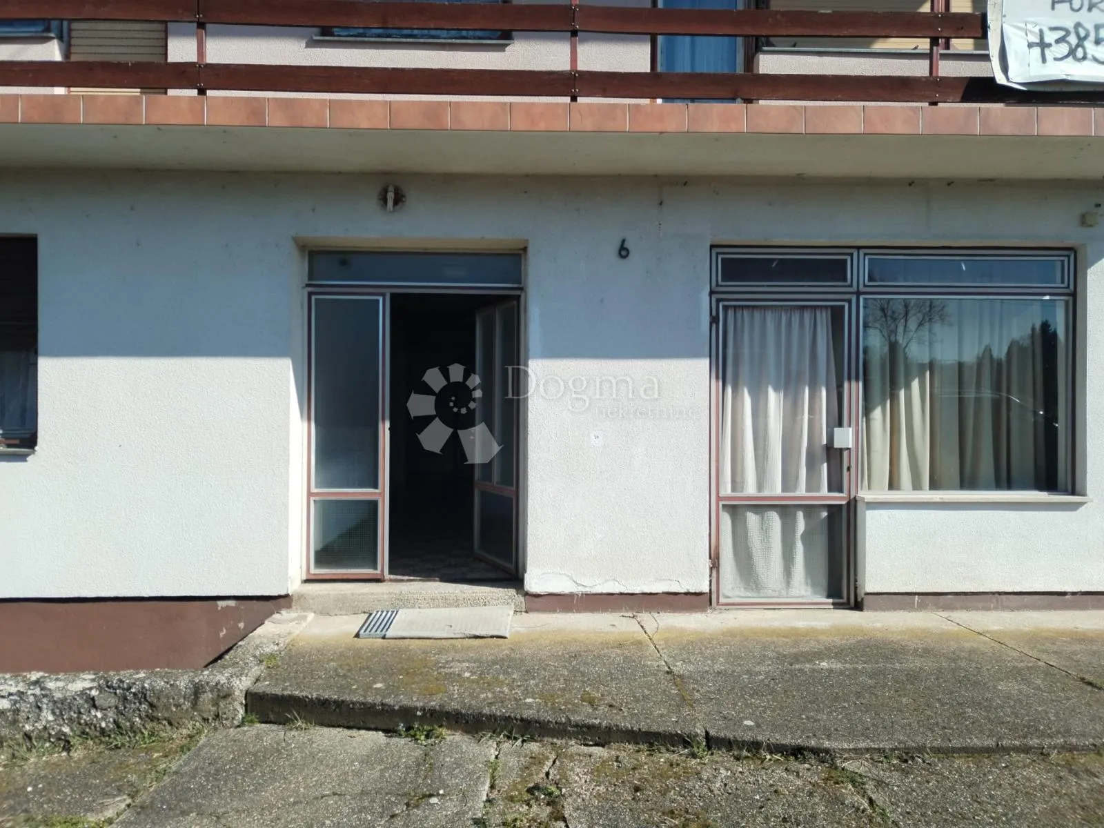 kuća sa zemljištem na prodaju - odmah useljiva ! - slika 7