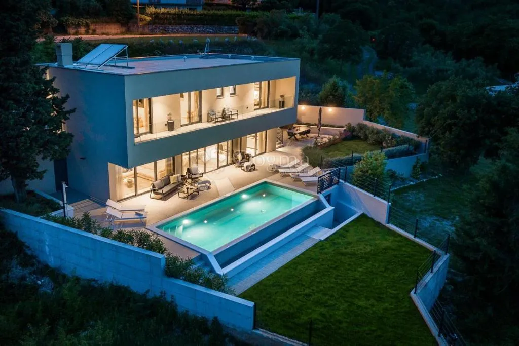 luksuzna villa s pogledom na more za hedoniste, link za 3d turu u opisu - slika 29