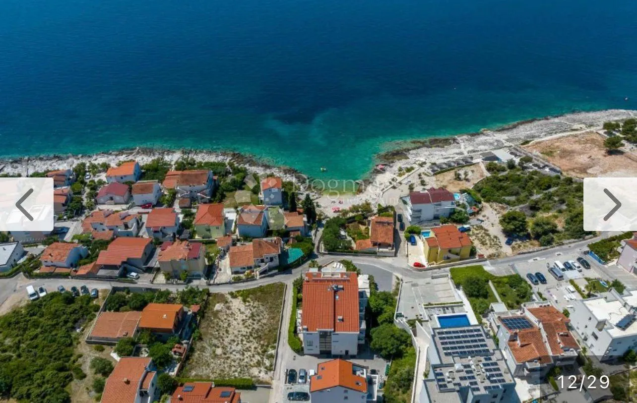 rogoznica- stan u potkrovlju s top pogledom - slika 7