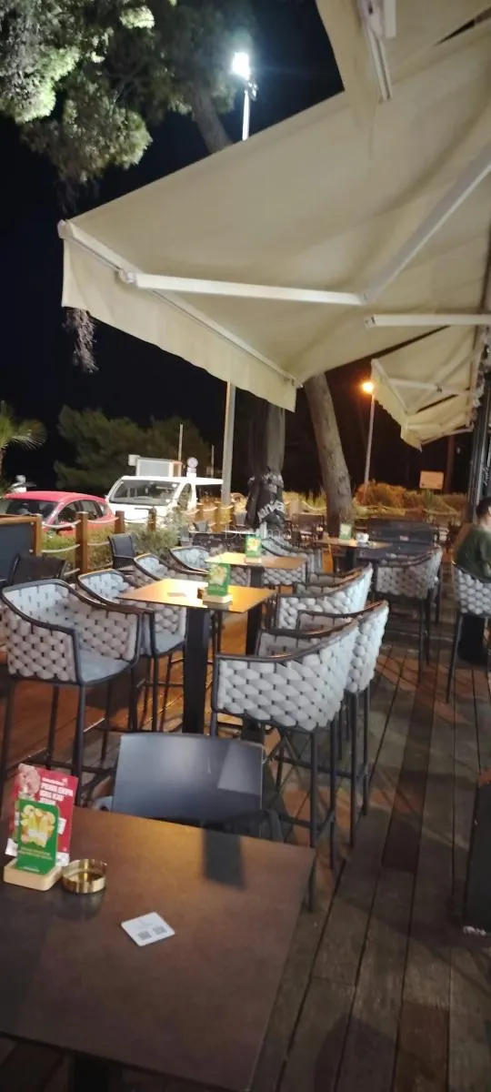 investicijska prilika – caffe bar & fast food | hvar - slika 5