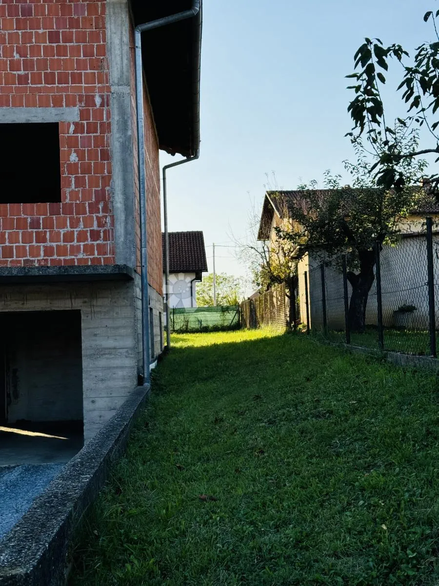 dugo selo – kuća 357 m² u roh-bau fazi - slika 21