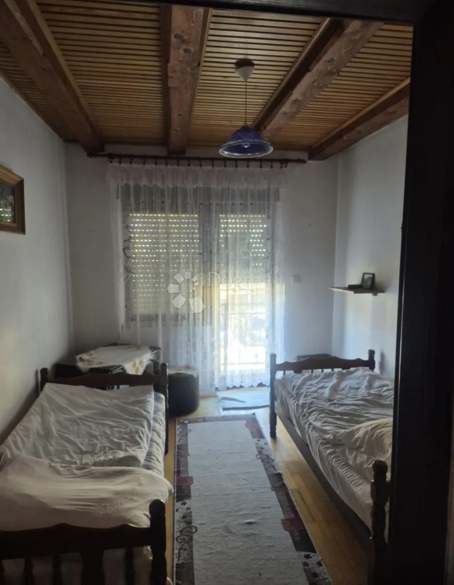 samostojeća kuća u delnicama - slika 9