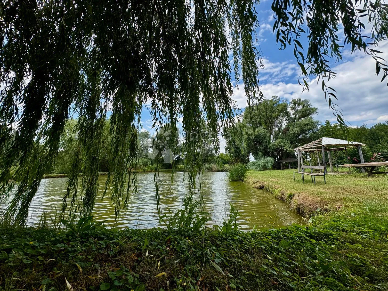 atraktivno imanje s ribnjakom i turističkim potencijalom - slika 58