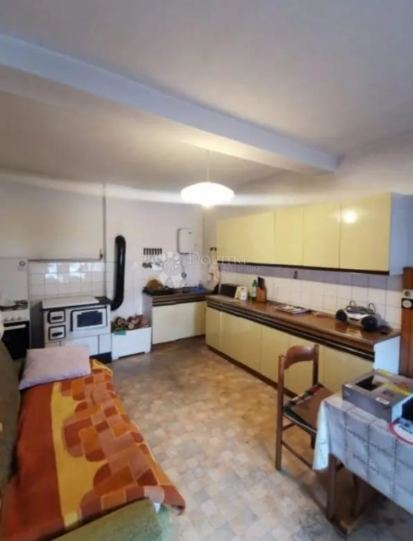 kuća u strogom centru marije bistrice – vrhunska prilika za vjerski turizam, apartmane ili obiteljski dom - slika 12