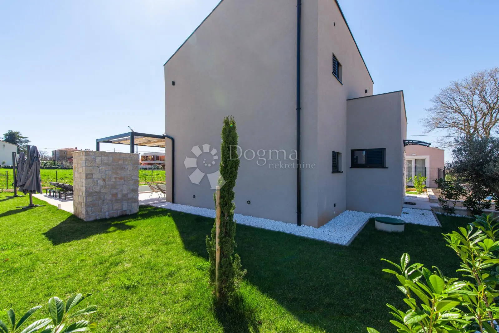 arhitektonska vila u krnici – luksuz, privatnost i mediteranska elegancija (2,5 km od mora) - slika 35