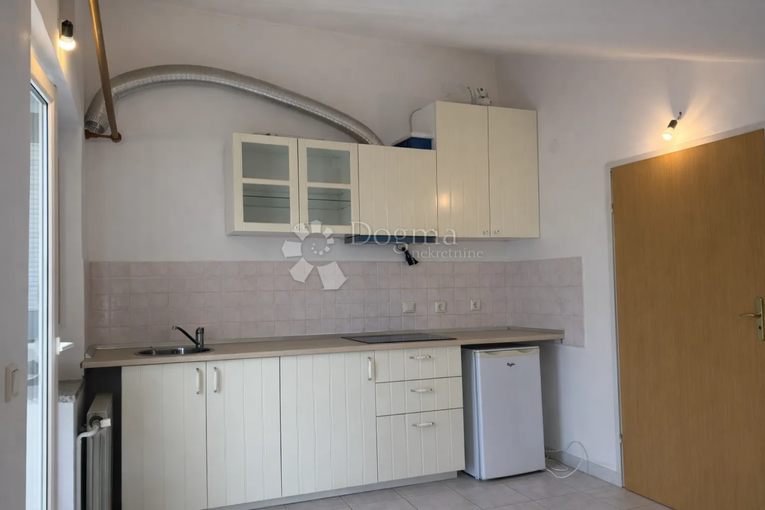 kuća za smještaj radnika - novigrad - blizina centra i plaža(najam) - slika 7