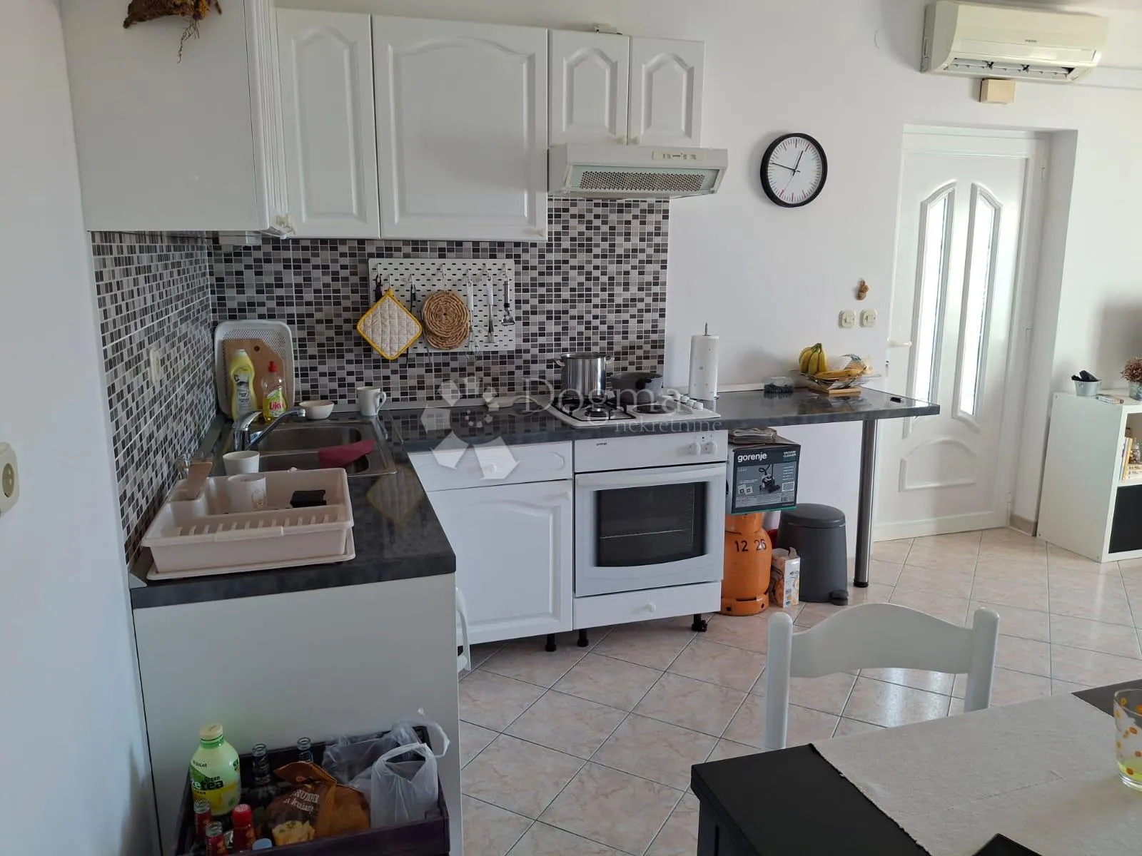 lijepi apartman u barbatu na mirnoj lokaciji - slika 2