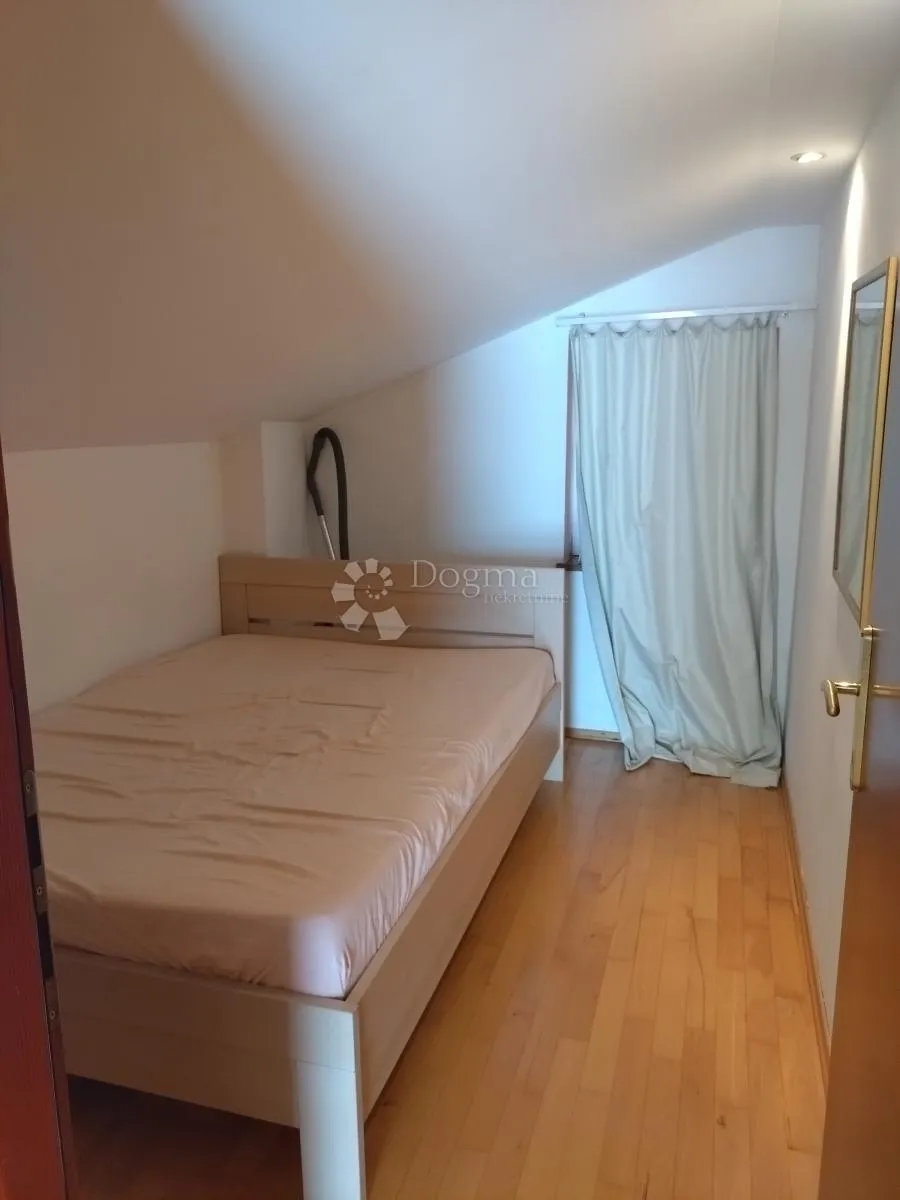 opatija stan s pogledom - slika 10