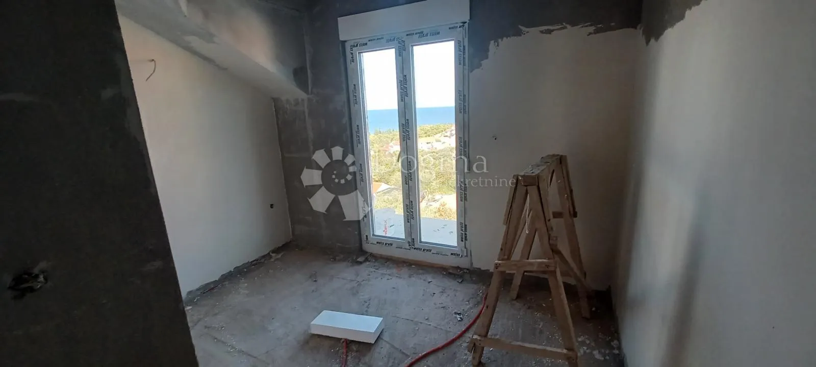 investicija koja miriše na more – apartman u supetru, brač! - slika 11