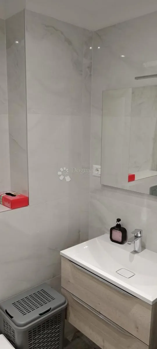 poslovni prostor/apartman s privatnim vrtom – žminjača, podstrana – idealno za tihu djelatnost - slika 9