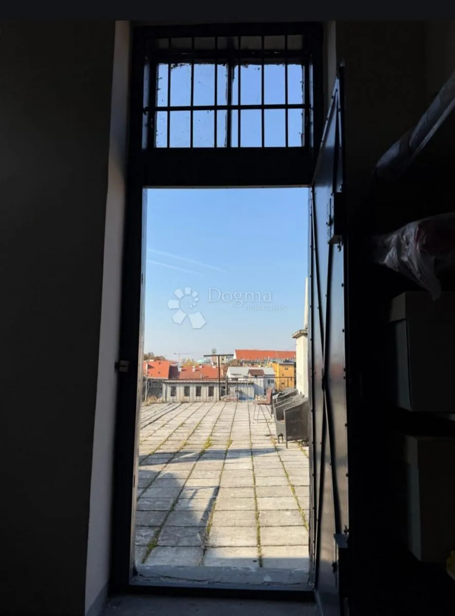 stan strogi centar zagreba - slika 6
