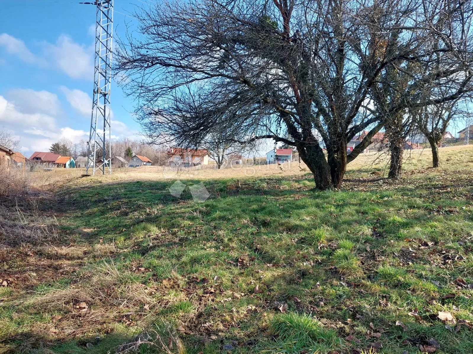 atraktivno zemljište na malom vrhu - slika 5