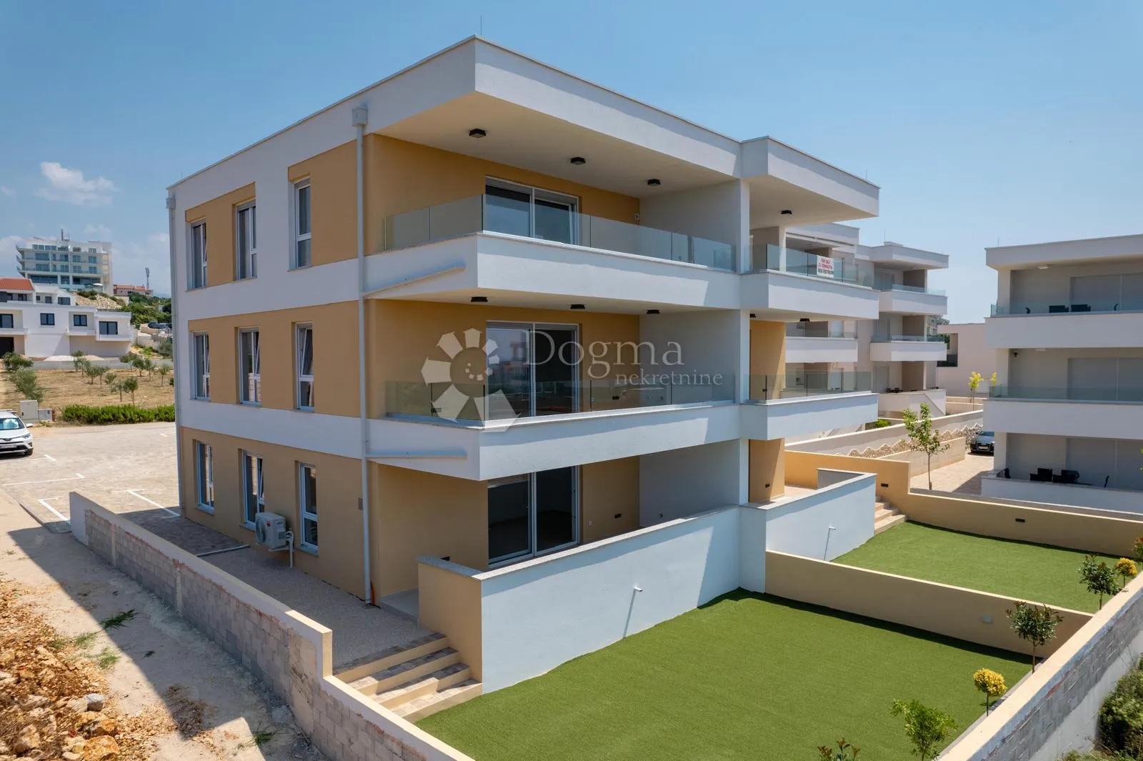 useljiva novogradnja u novalji - 800m od plaže - slika 10