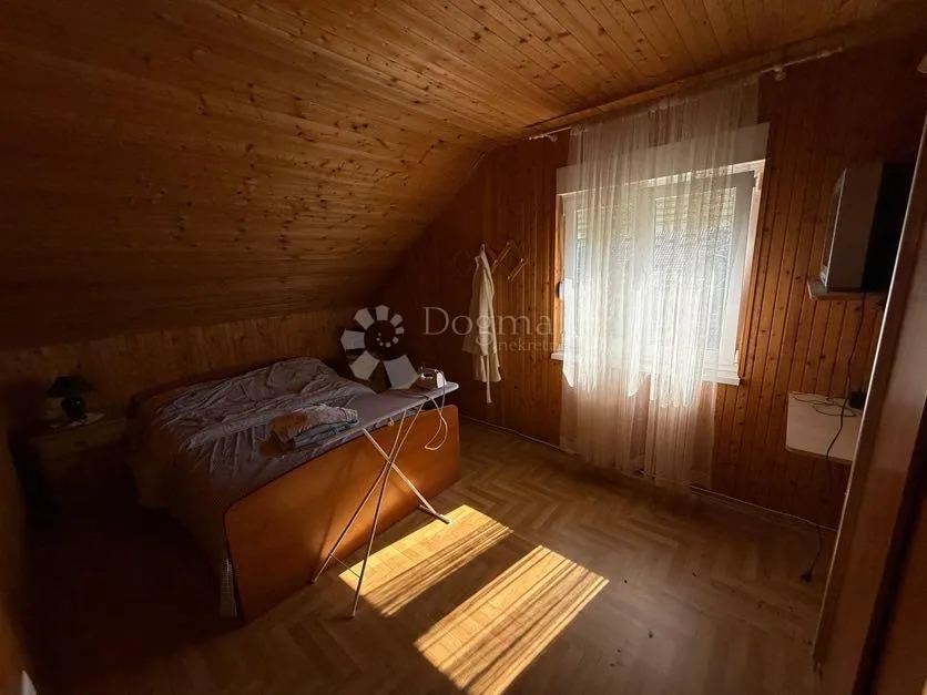 kvalitetna i lijepa kuća na savršenoj lokaciji - slika 26