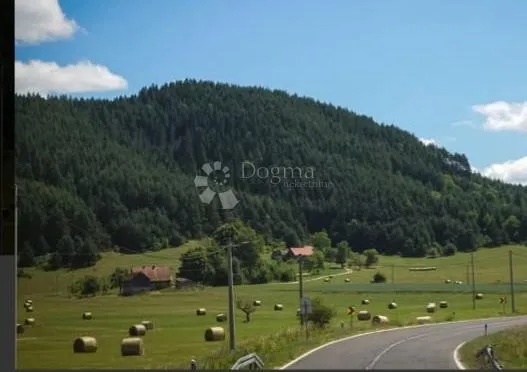 poljoprivredno zemljište u blizini np plitvička jezera - slika 4