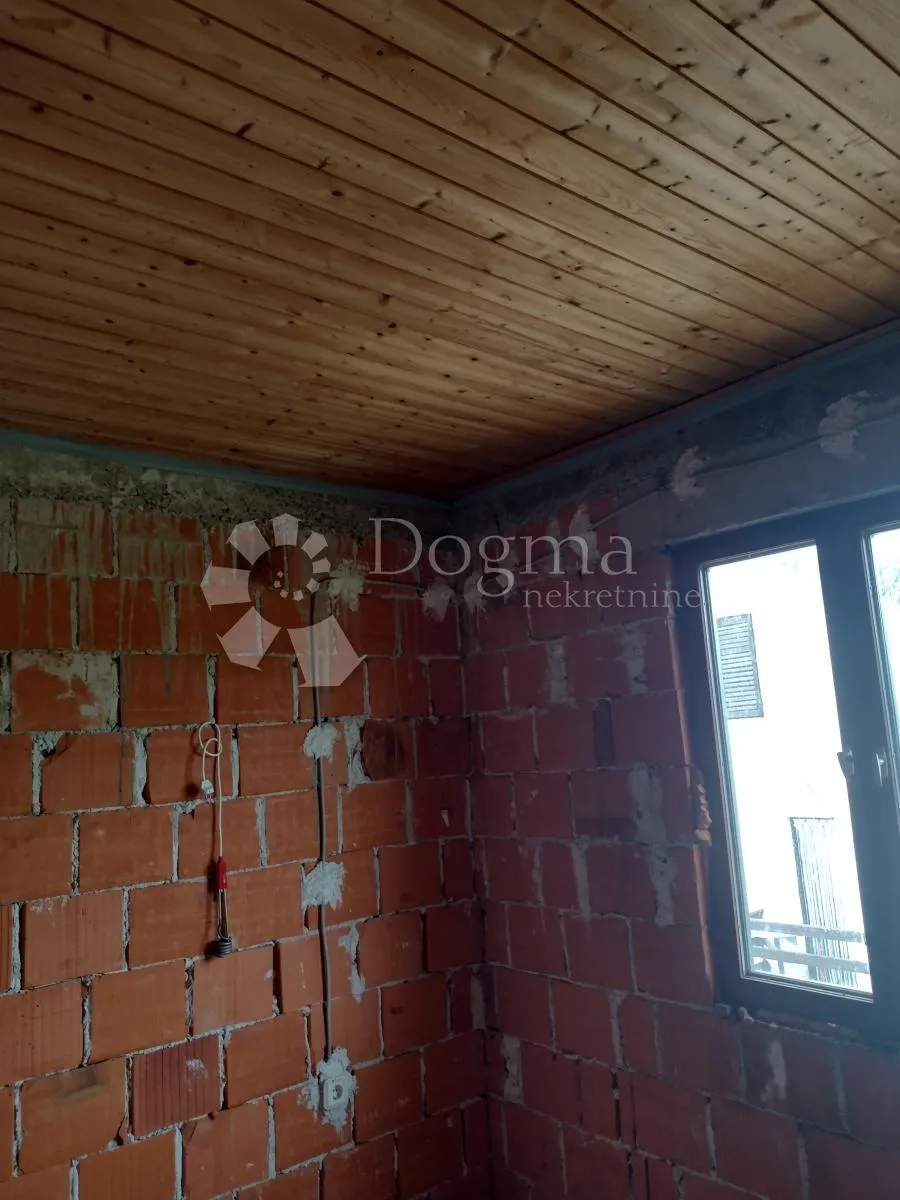 novogradnja s poslovnim prostorom - slika 6