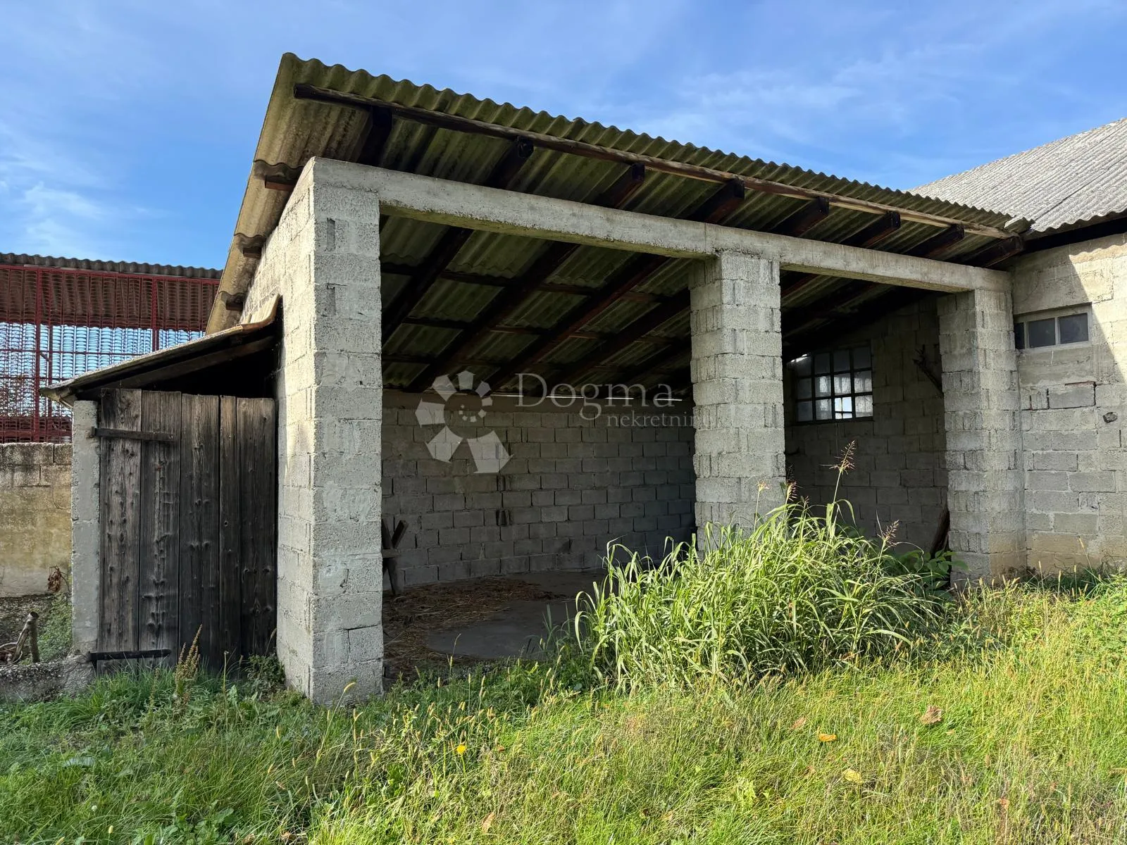zemljište s objektima – samo 45,74 €/m²!! - slika 14
