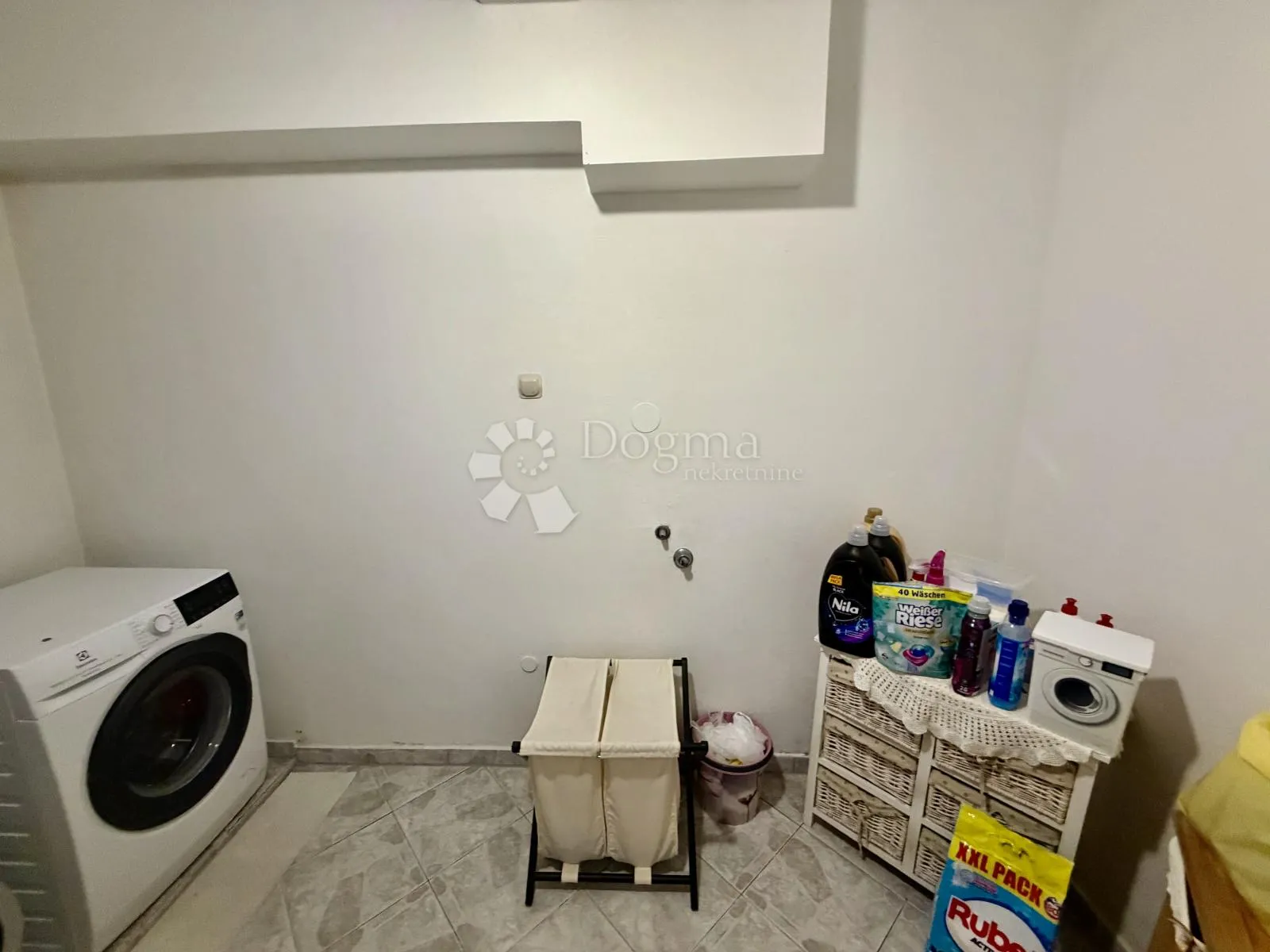 predivna kuća sa 4 stambene jedinice - rovinj - slika 20