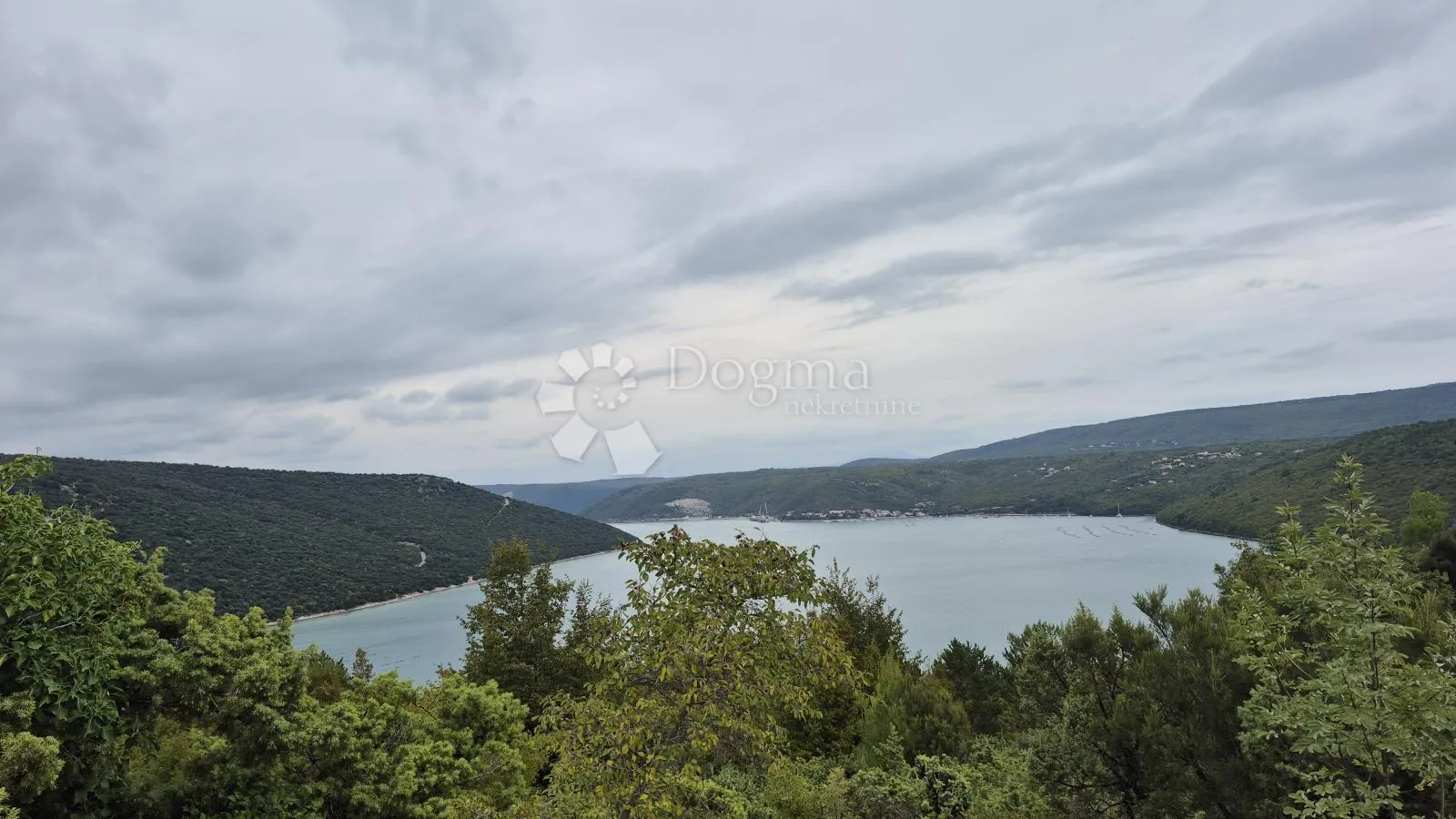 građevinsko zemljište površine2878 m2 u raklju - slika 20
