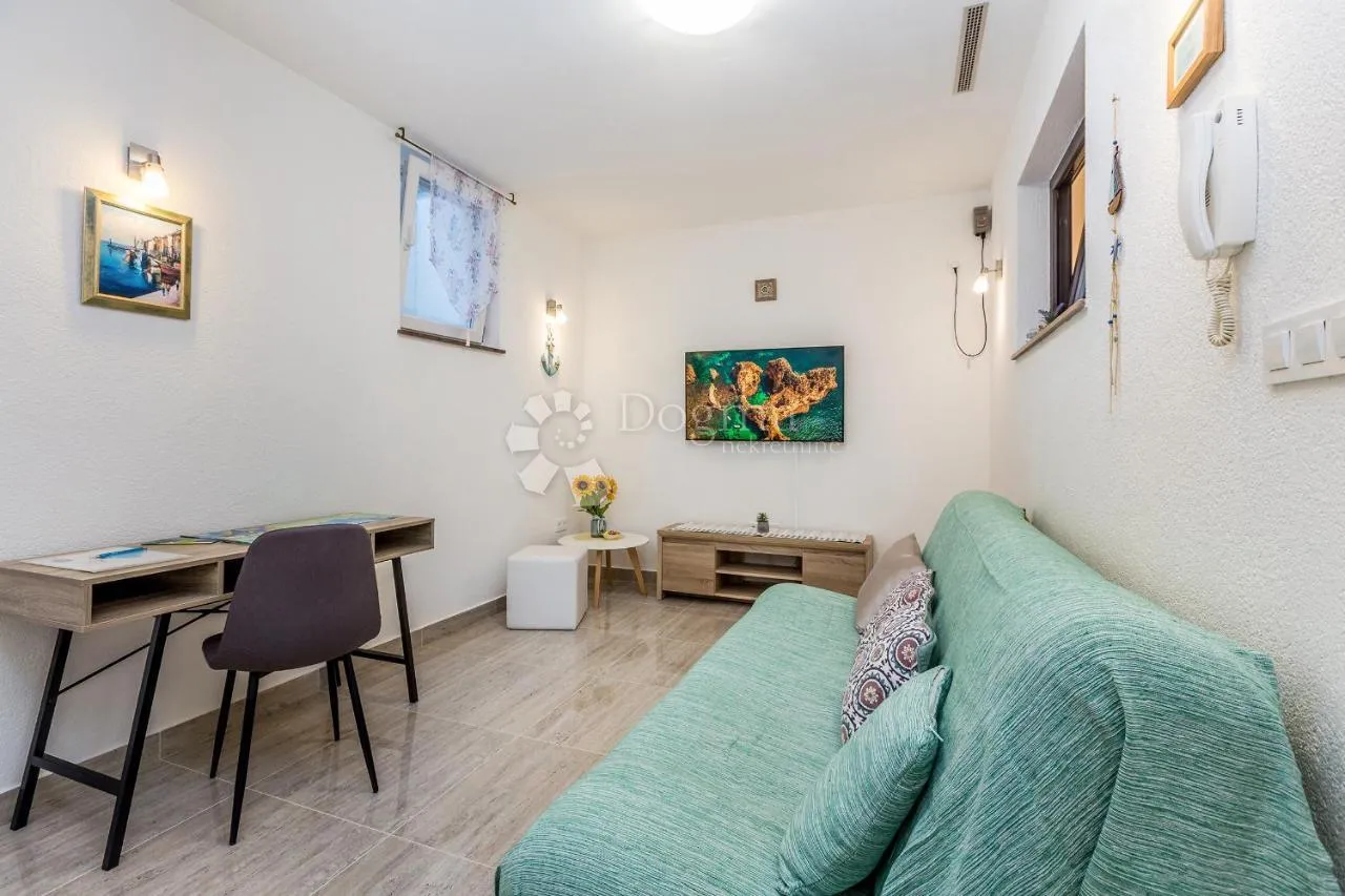 malinska - apartman s velikom okućnicom - slika 6