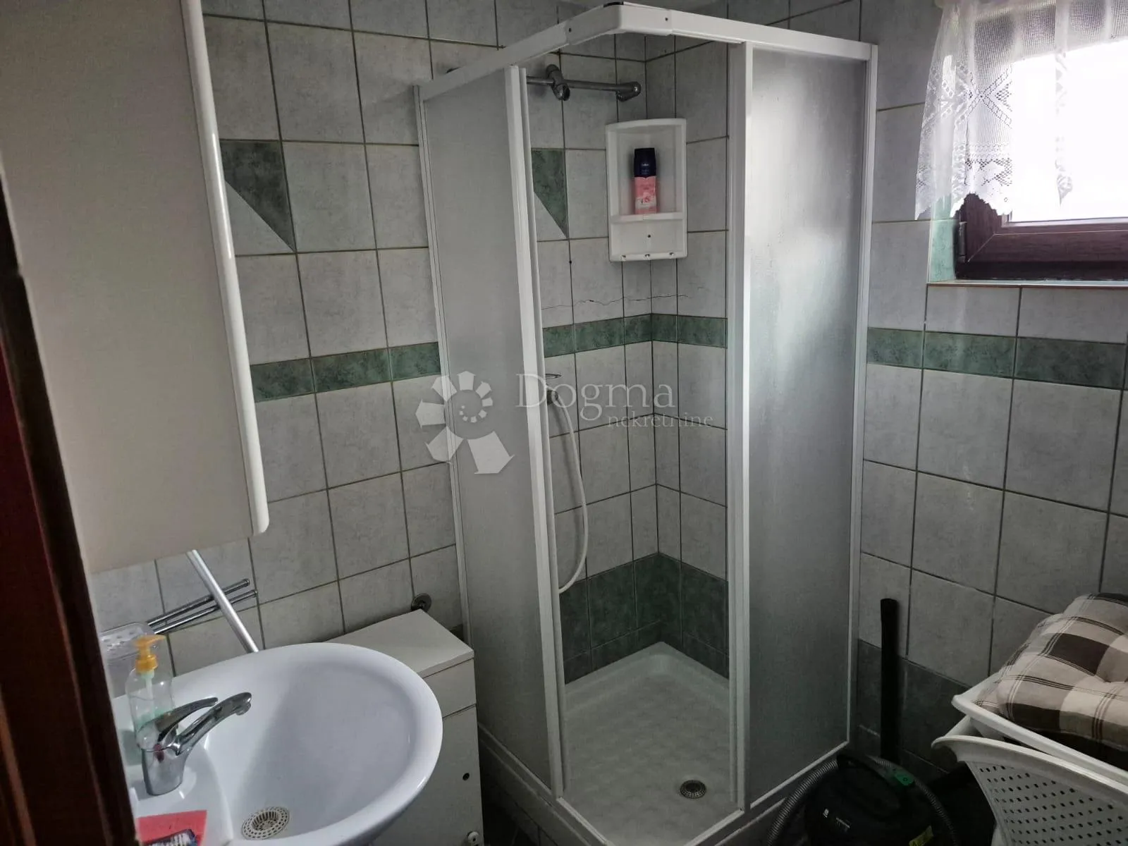 kuća na viru - 50m od plaže - slika 8