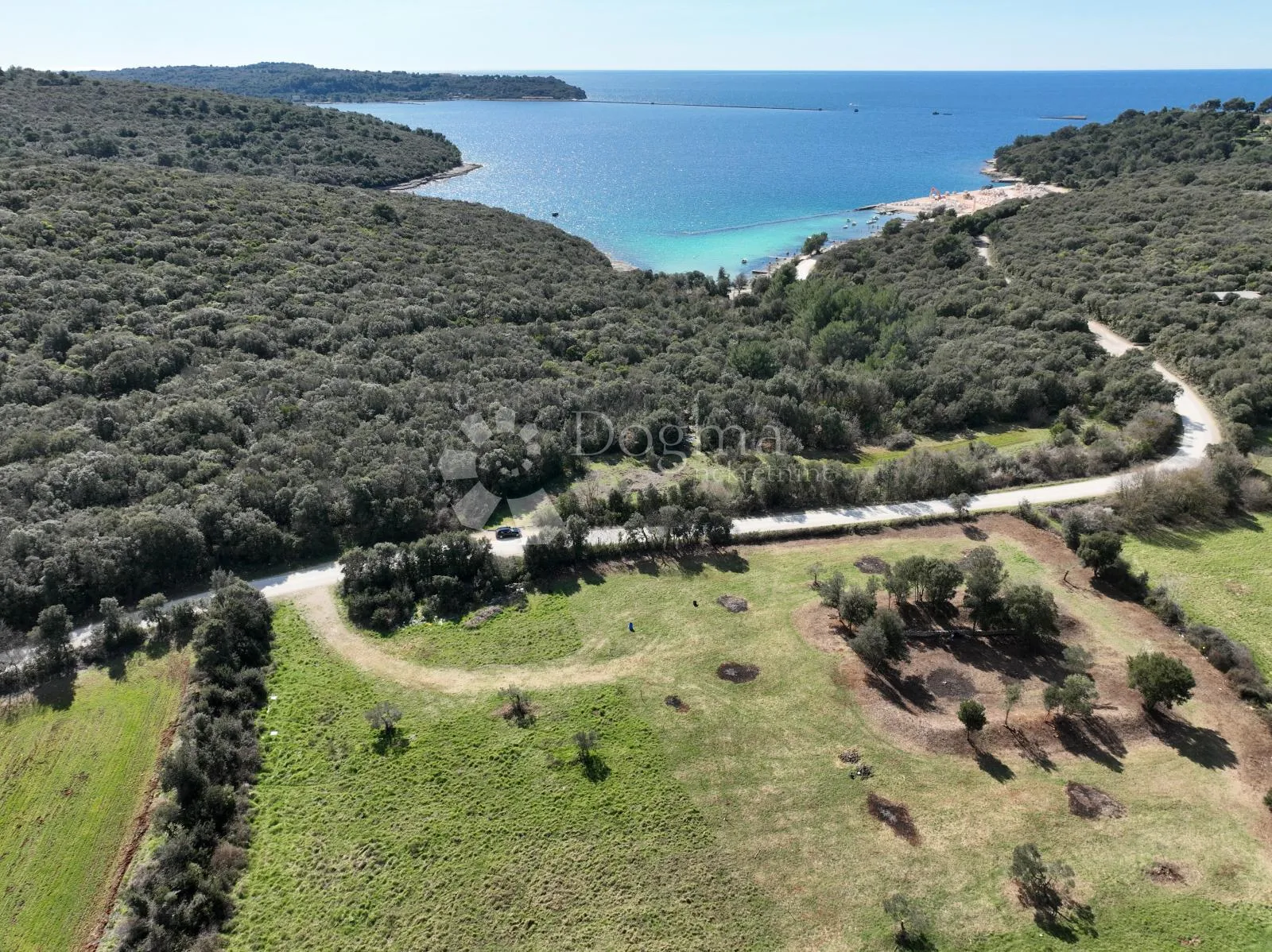t2 zemljište za turističko naselje - apartmani - slika 5