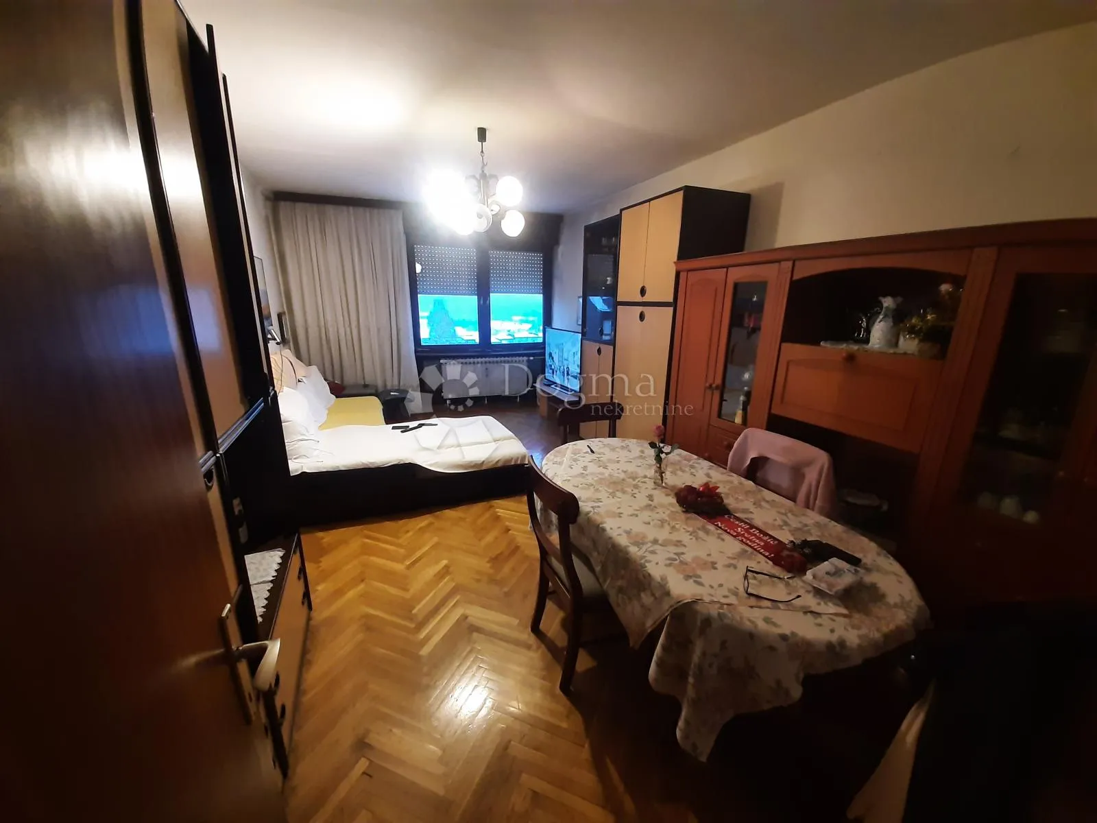 prostran trosobni stan s lođom - 77 m2 - sesvete, selčina - slika 19