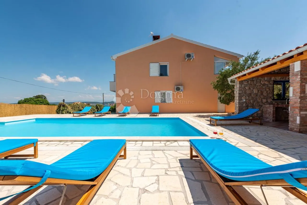 predivna mediteranska vila s bazenom na otoku pašmanu - slika 4