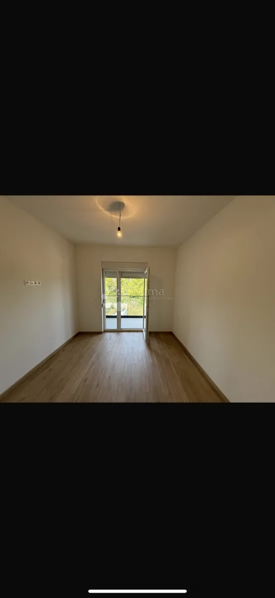 dupleks vila u neposrednoj blizini mora i obale - slika 8