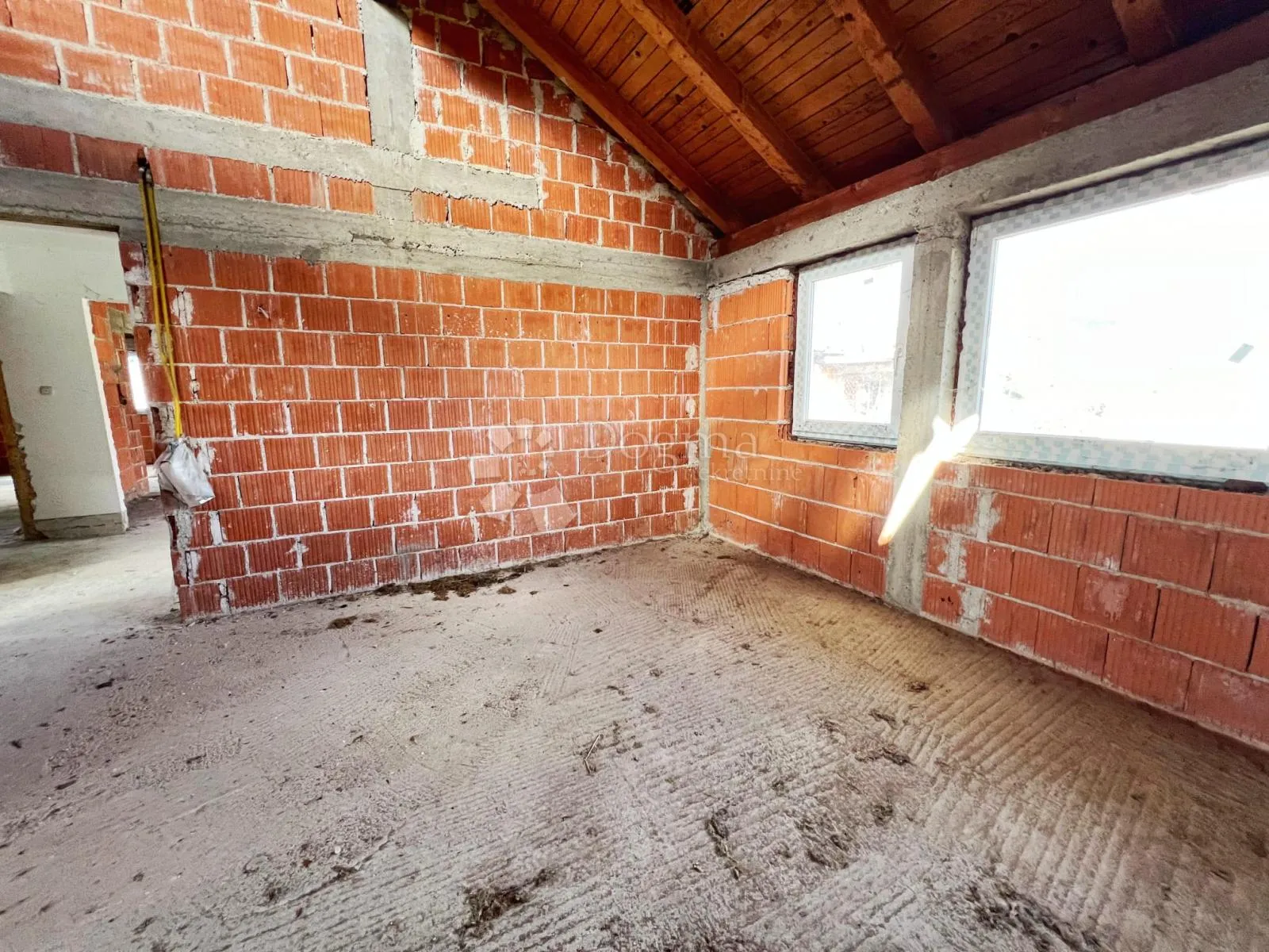 izuzetna investicijska prilika – zgrada s 13 stanova - slika 12