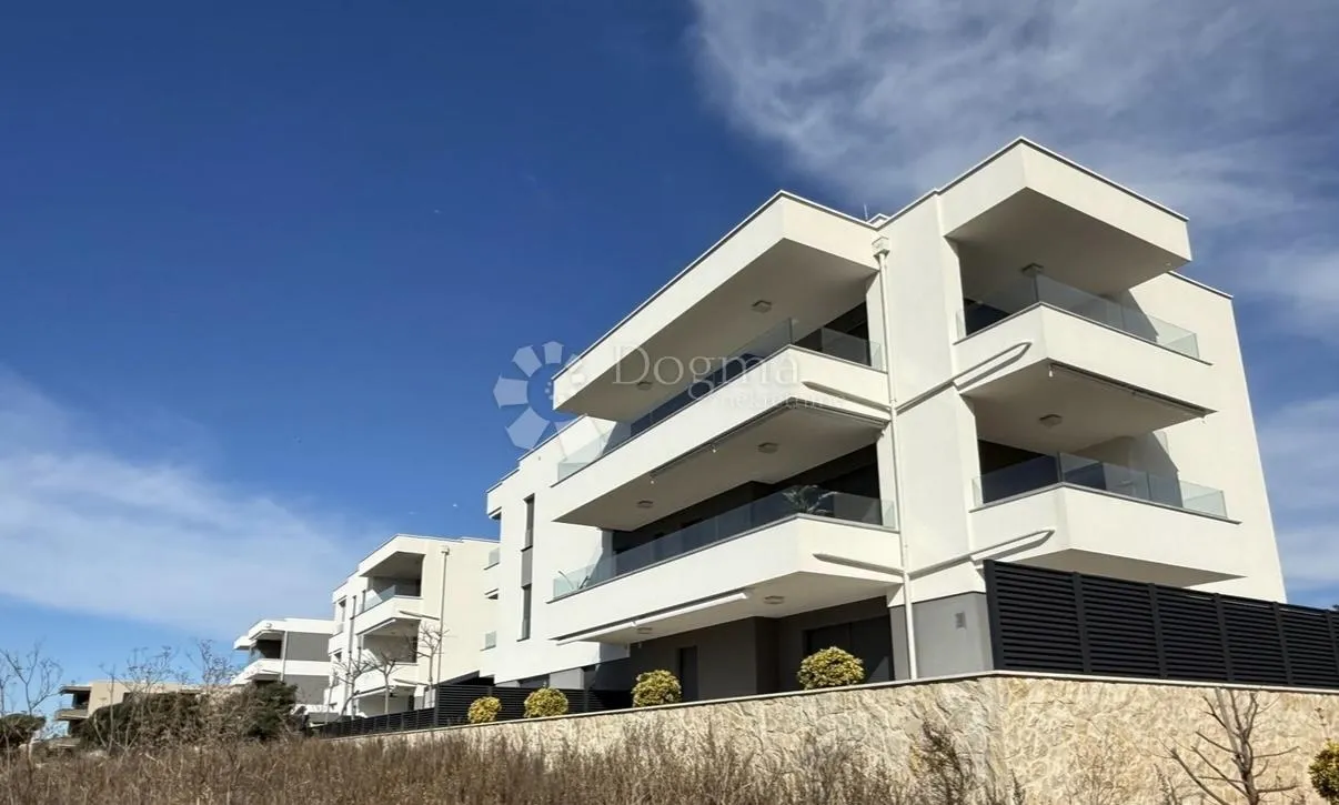 apartman a2 i.kat plaža babe bez 3% poreza ! - slika 7