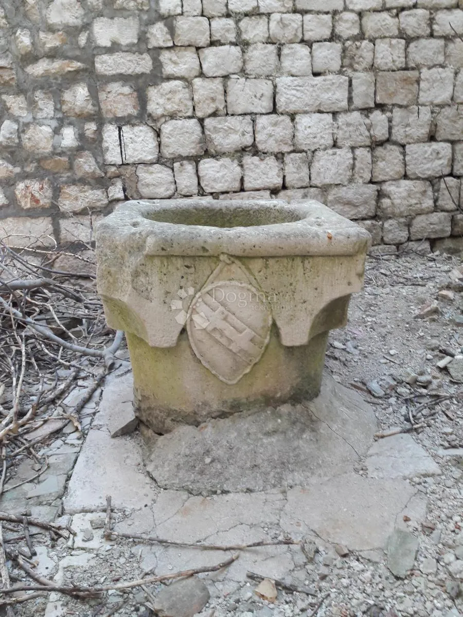 palača iz xv.st., pag - slika 5