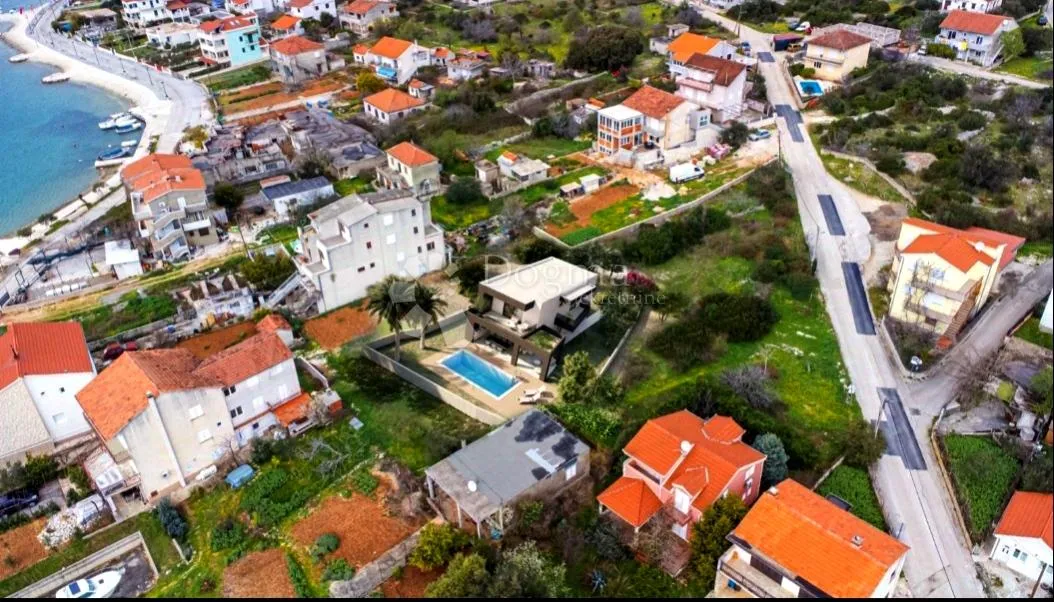 građevinsko zemljište s projektom, drugi red od mora, vinišće - slika 8