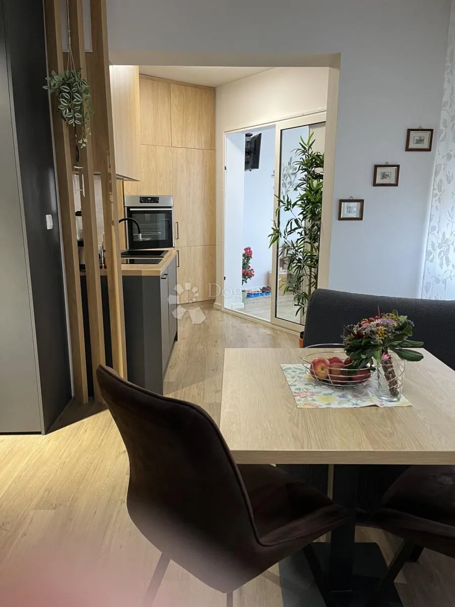 crikvenica dva apartmana - slika 10