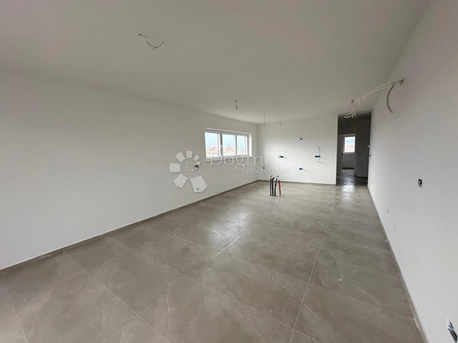 moderna novogradnja 70m od mora - slika 20
