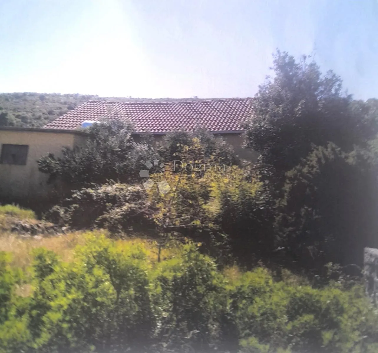 kuća hvar- zastražišće 110m2 + 500m2 okučnice - slika 11
