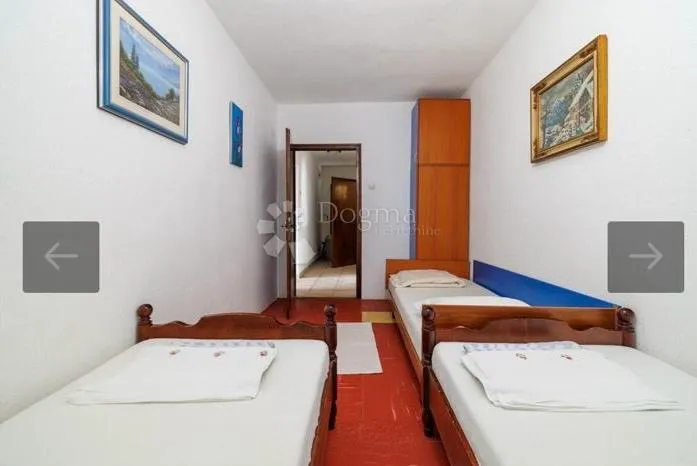 karlobag cesarica kuća prvi red do mora - slika 15
