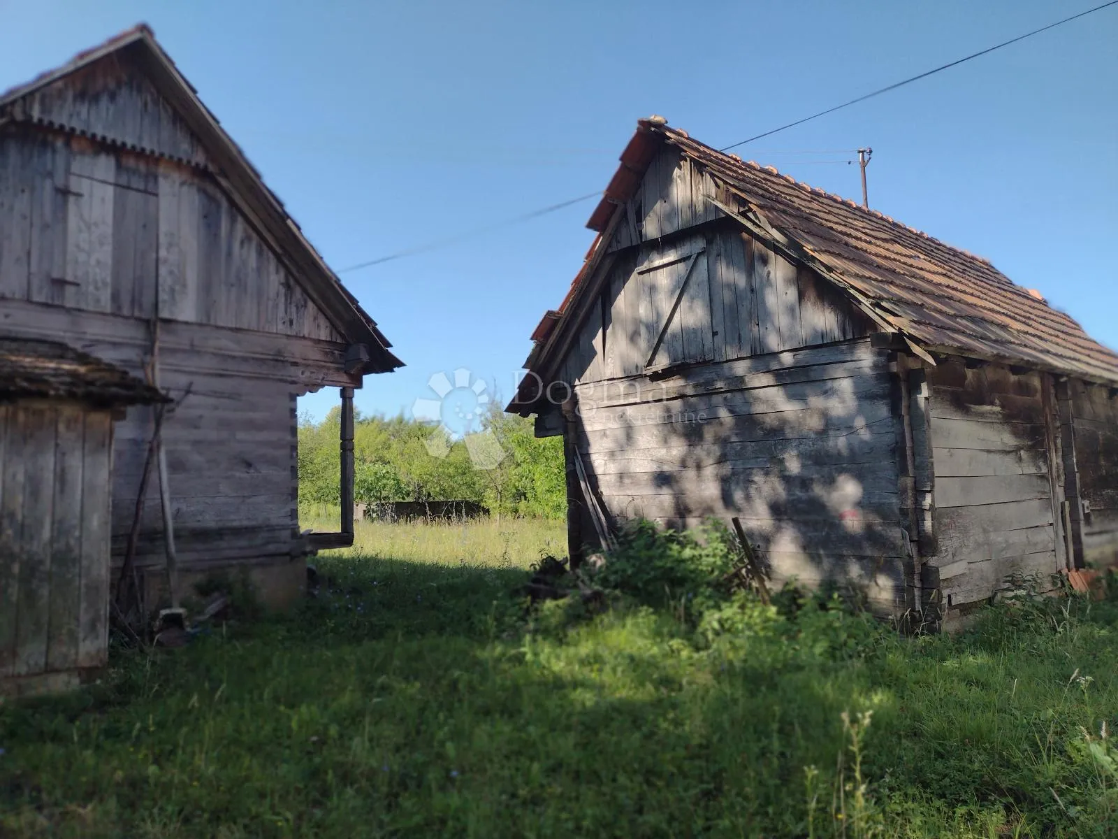 2 odlične kuće, 7ha, mali raj - slika 20