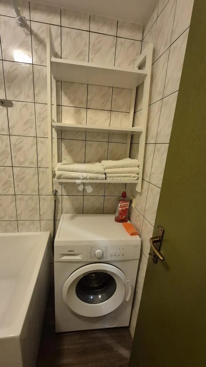 2 stana jedna investicija samo 500 m od mora - slika 13