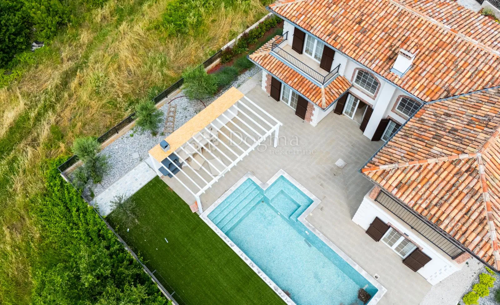 poreč okolica!! novo na tržištu!!! predivna kuća s bazenom! - slika 27
