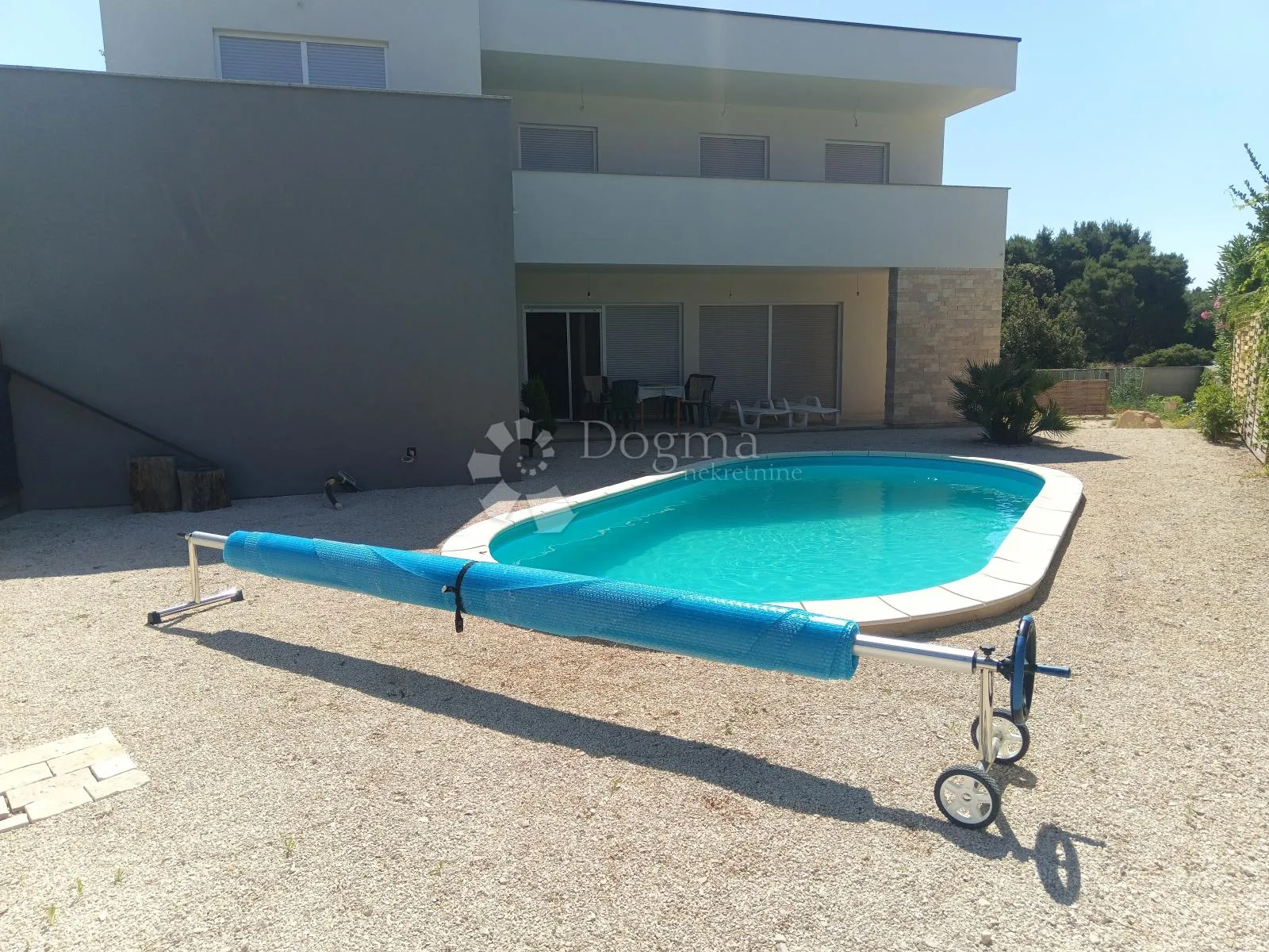 centar - 214,30m2 - slika 5