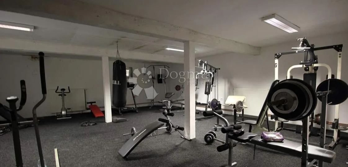 poslovni prostor – delnice, hala 1000 m² - slika 8