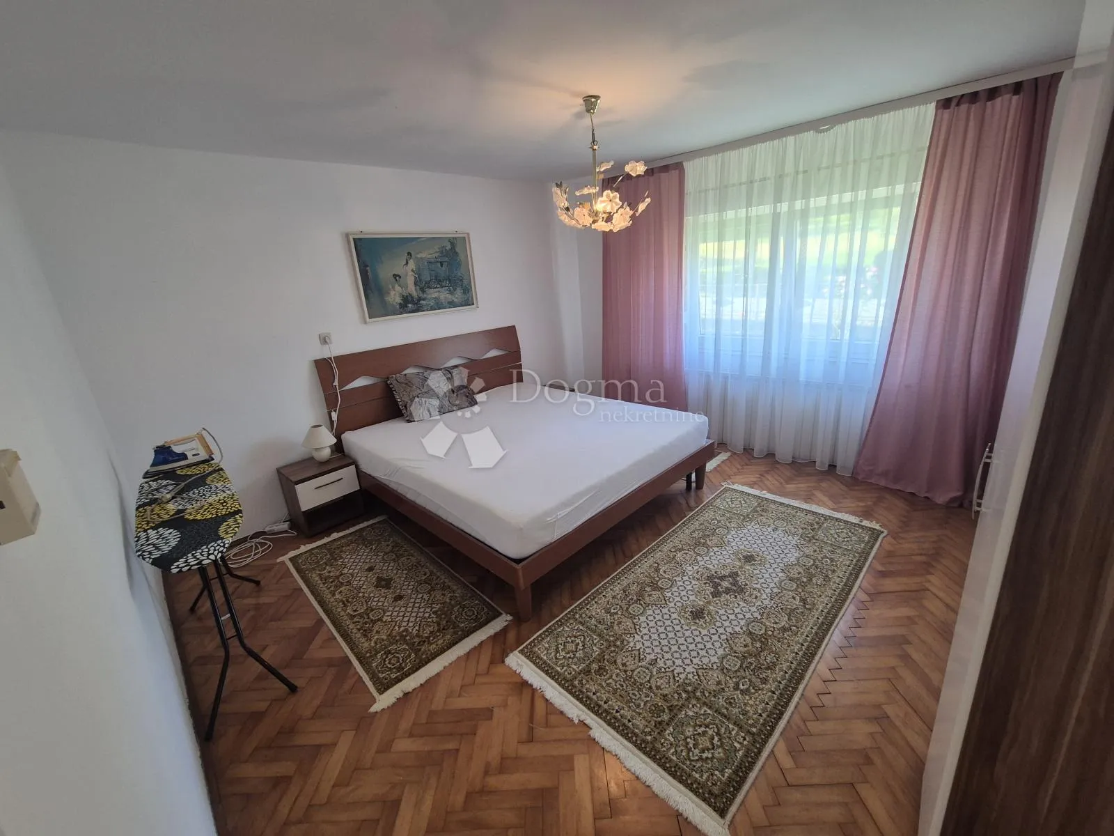 kuća s dva stana, gospodarskim objektom i gotovo 3 hektra zemljišta - slika 14