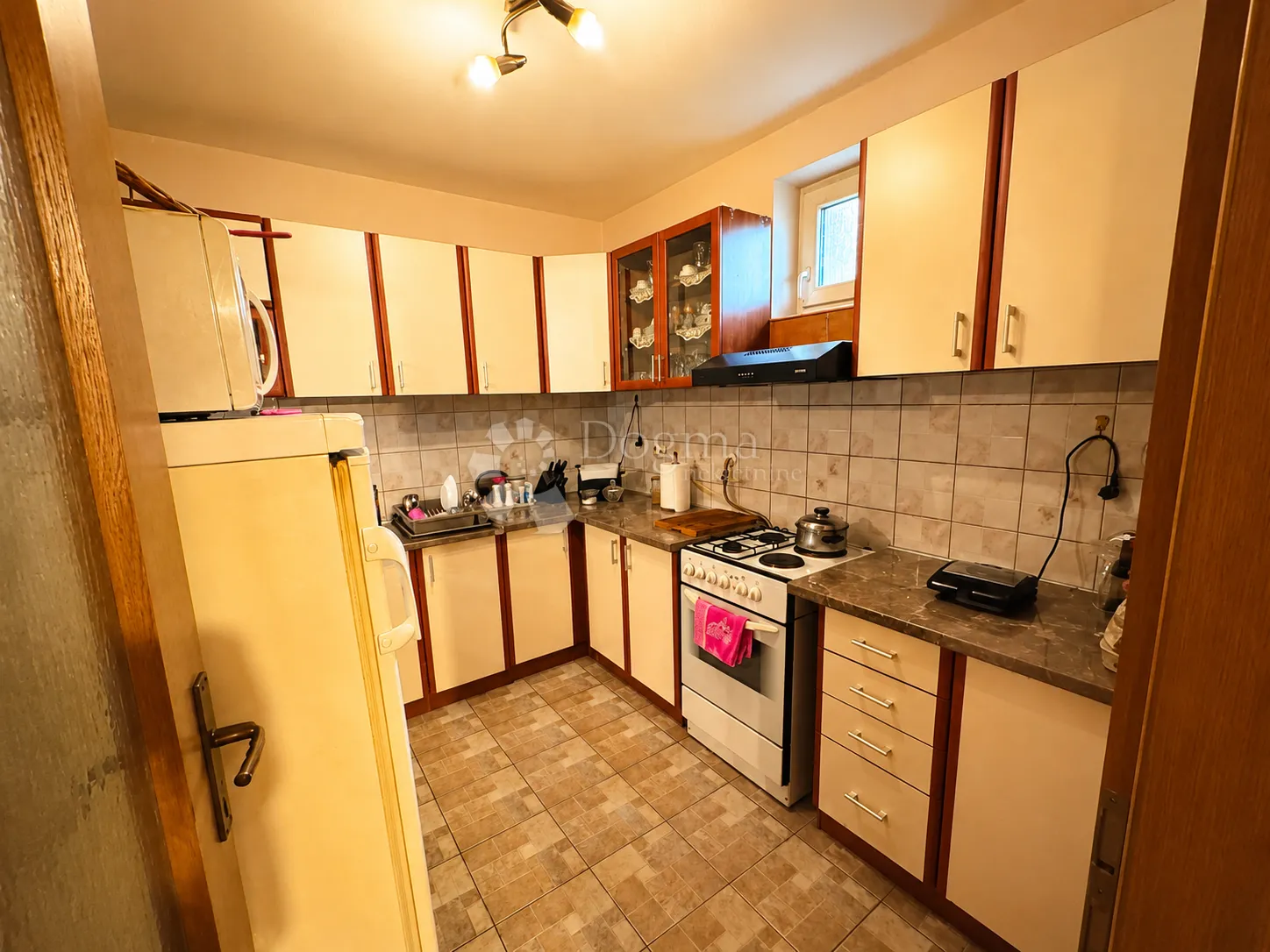 kuća 166 m² + oranica 6.000 m² uz kuću - slika 23