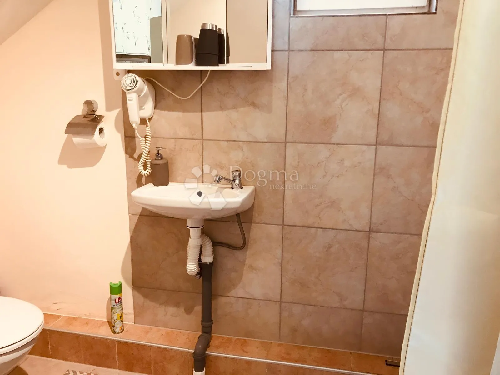dvojna kuća - slika 27