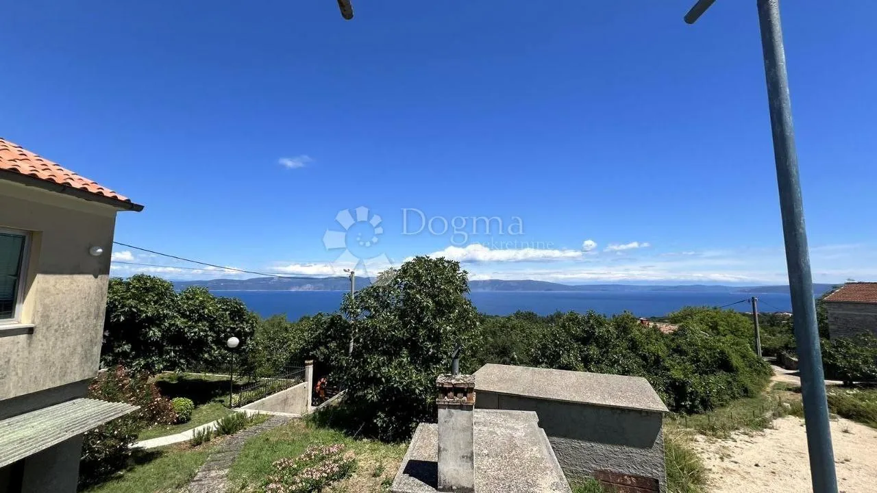 prostrana kuća za adaptaciju sa pogledom na kvarner! - slika 2
