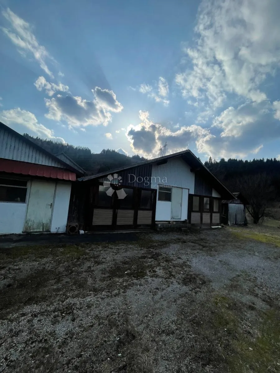 kuća u sungeru sa velikim potencijalom - slika 42