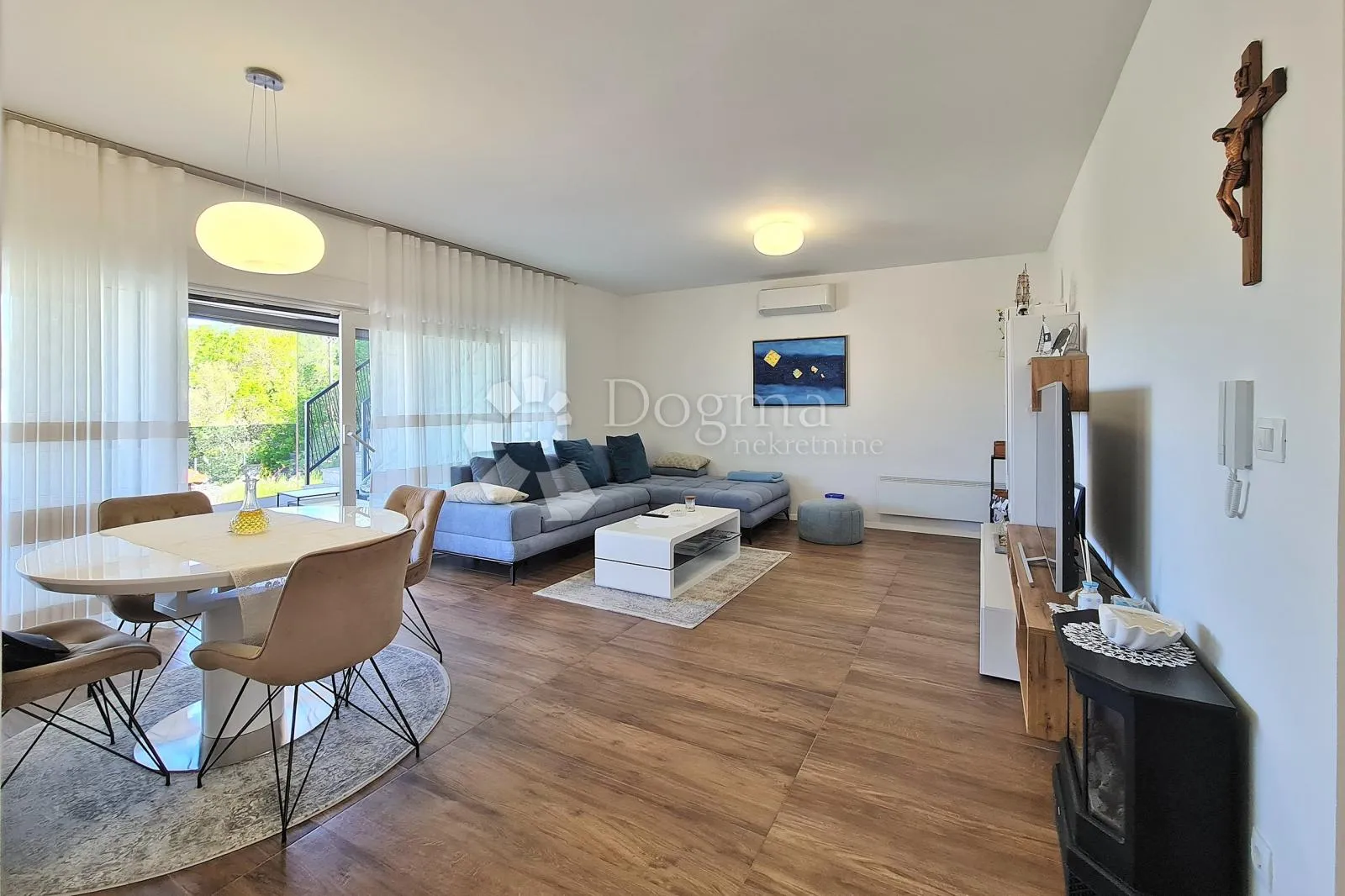 crikvenica ,penthouse 3s+db,velika garaža - slika 35