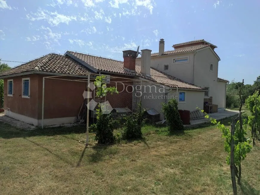 prekrasna stancija u okolici pule, s 10000 m² urbaniziranog zemljišta - slika 8